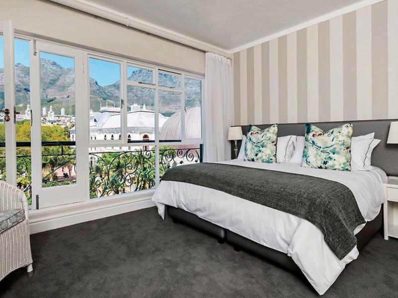 92E2D5FB7E75460BE8BD1E393256947C