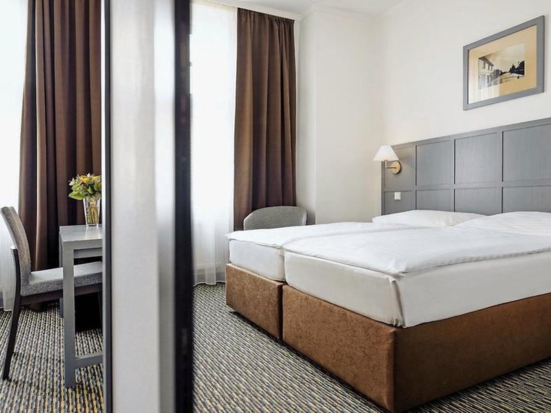 1D29572796BA14EA43EE0BD294B5918D