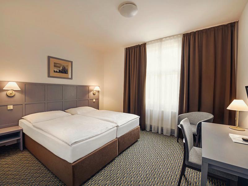 02851CC2D4F54088DB71B627AC59C123