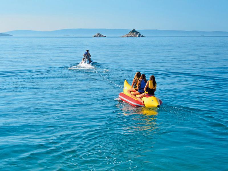 08FA595A2D8AD444F4975A71EB77B9A8