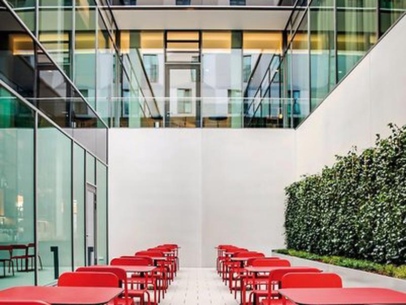 3F5F09074A24EA02F2D200FDE33661E8