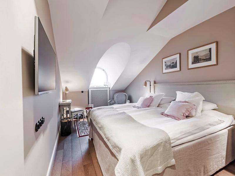 9C60CA0EB19F5EBA2B853F4B28E9198A