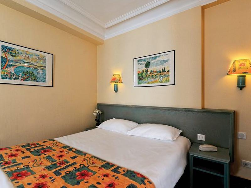 3F06179DC20F98F84664EE7F45AE66AA