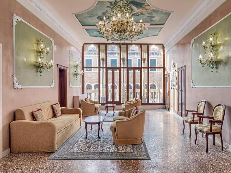 4F531AB2E52470E54222C15A075EAAA6