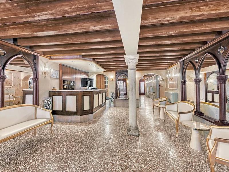 E21E580B95BD66F167A9633A1606474D