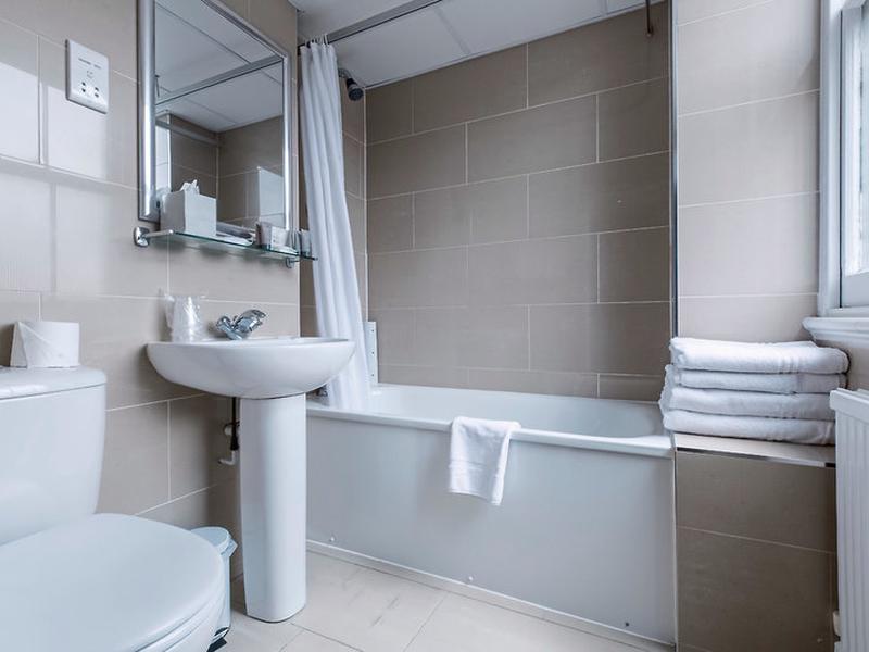 4600393F15322570BF613EF7BA283340