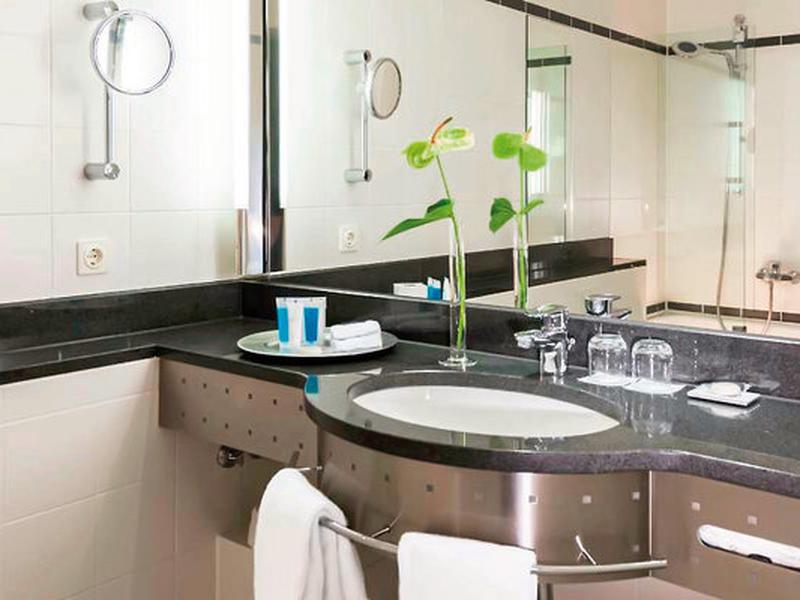 08728C8AA4C316F69C6413F8B8790149