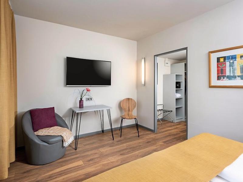 B63019B0E93323882C7977789FC85B53