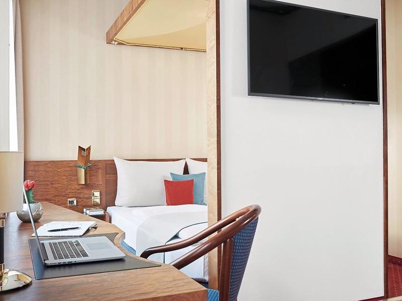 3C8EE3E257B602236046A5C2B86DC3E7