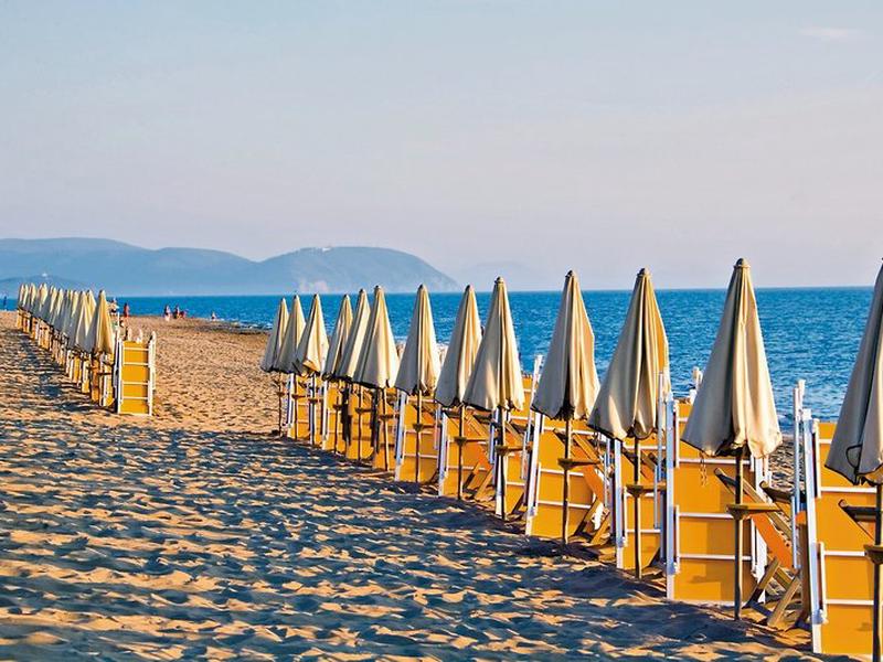 5706DA3A7BFC7C3549EEBA31003E557D