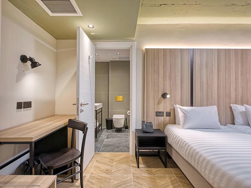 A2DC02CFC9775A9AE80F8E276CFC886D