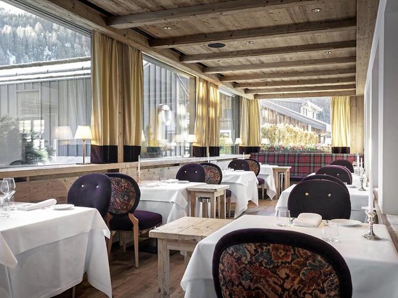 008FFBB2878AA6640F1B843E13673F93