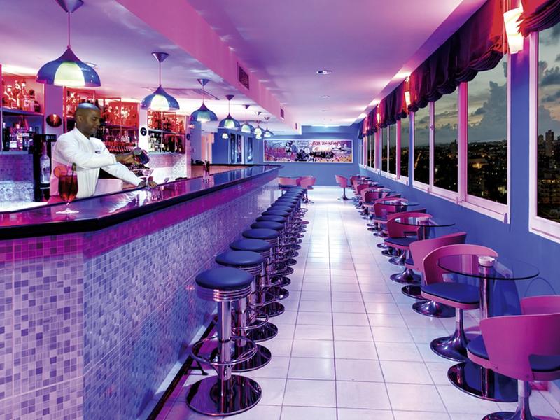 BDCFE0F6097904CBBDC55250061E7D7F