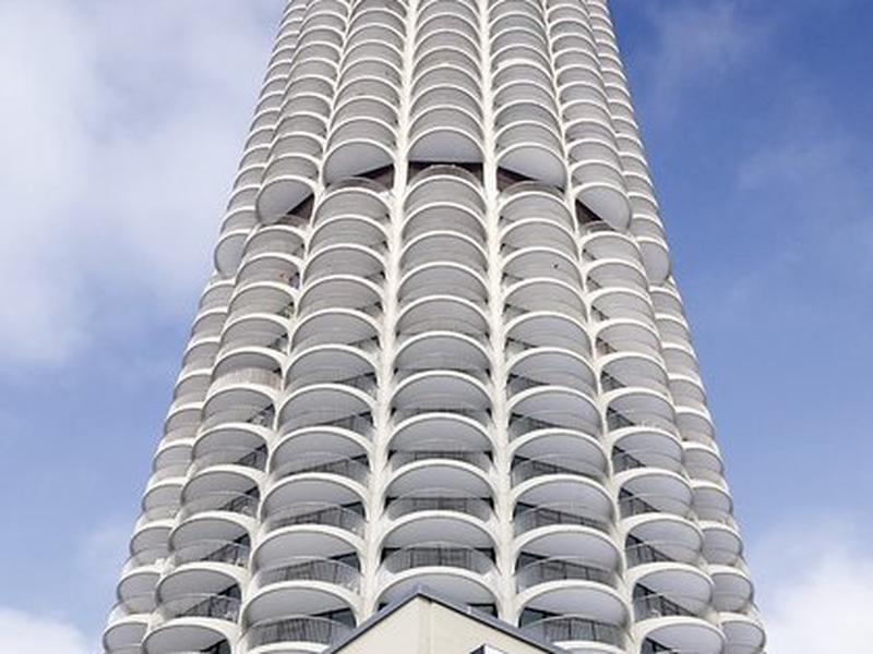 B016FC85CB930DF769F3AD691C30385D