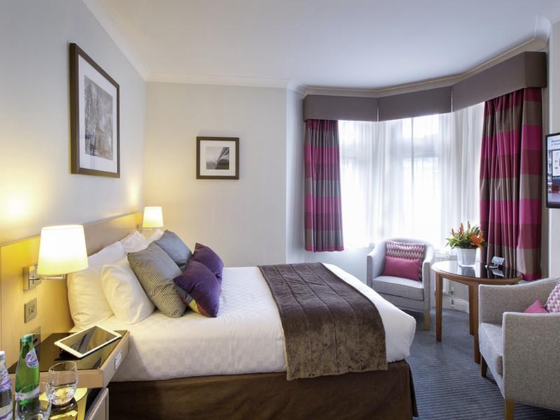 2AC042EF18E9F05ED9E5C410AD664A50