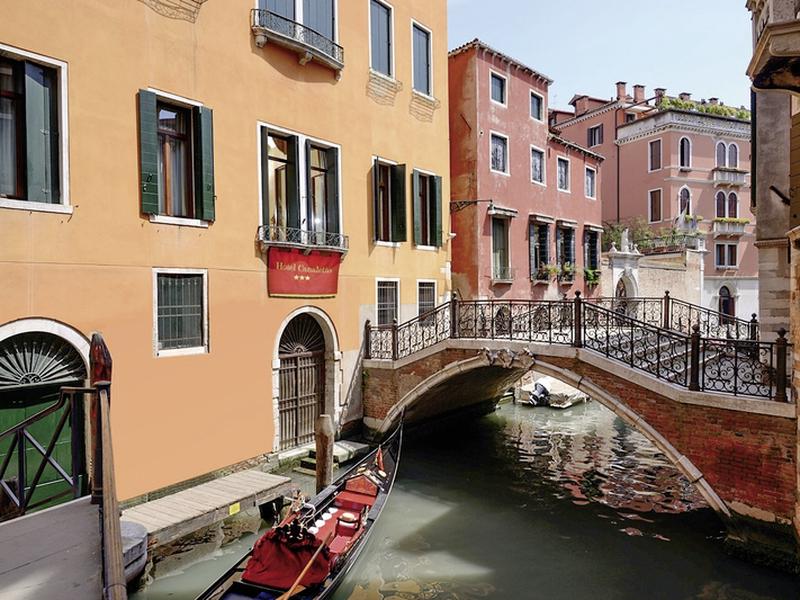 913B5EBC7C0A4CD3A5E3C69AD7F3892A