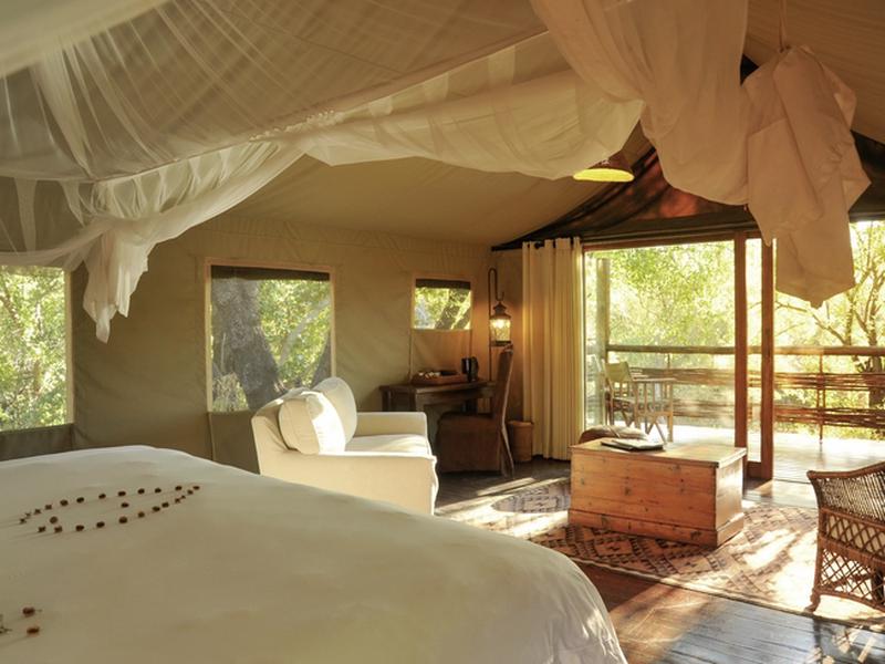 F2A0EEF2B77996990FEAAA003B12EEC8