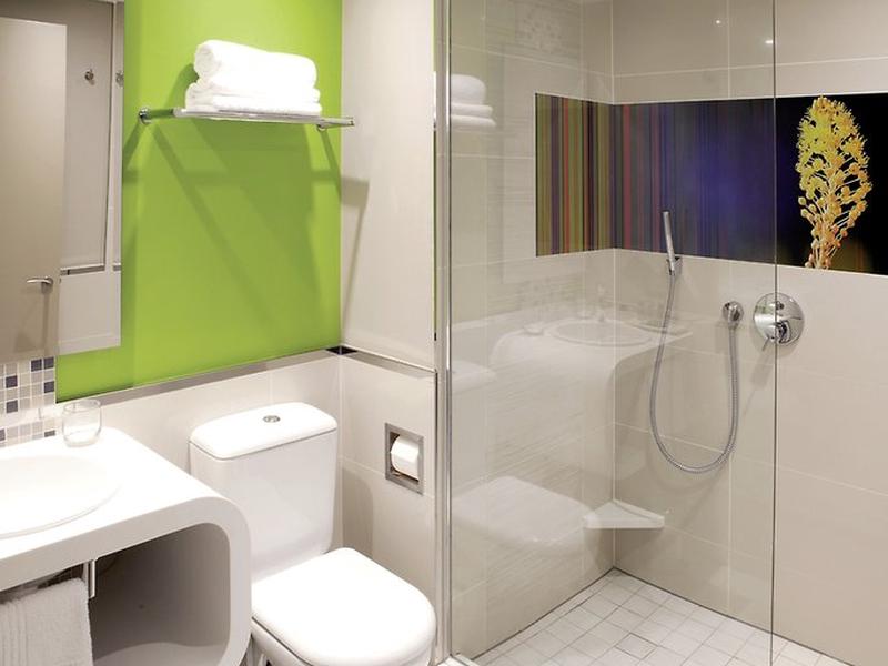 B3E27DF79FB6430FE6710A6D3AD58DFC