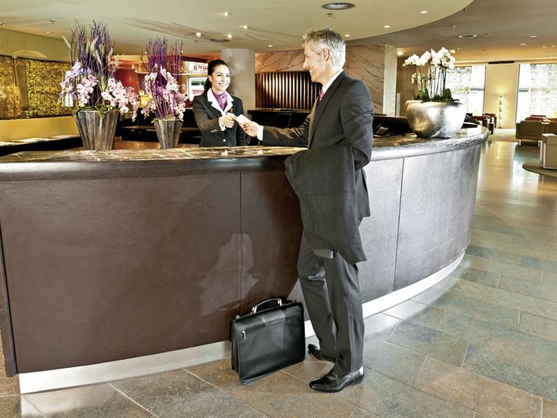 F62204047B4432A4A8FCEC9B82E214AA