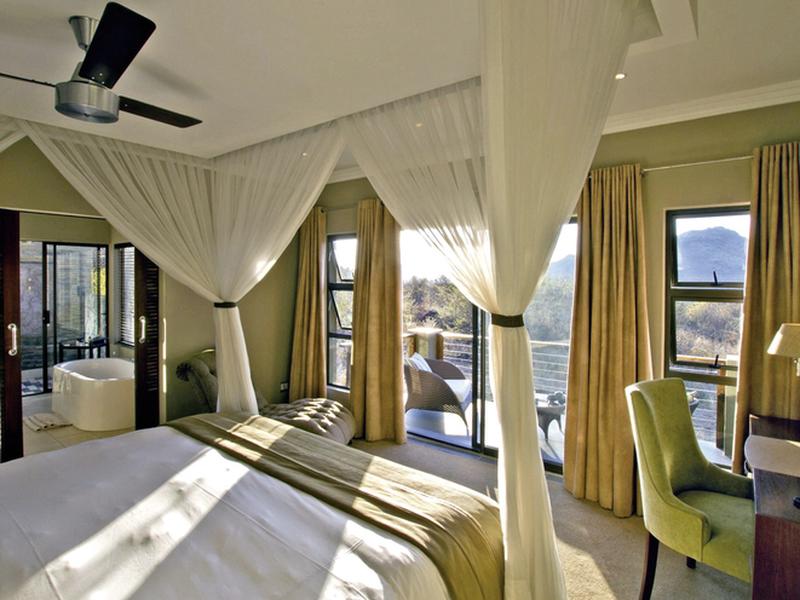 4EBE678138F31508BFCAEB9C83E2C82B