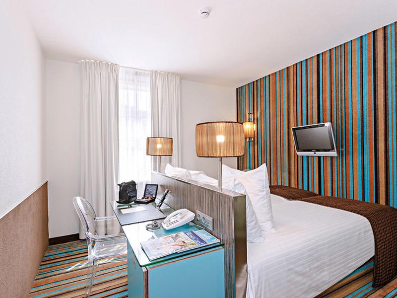 6FB07EC9BB5DEE39E0787B53A05DEEA9