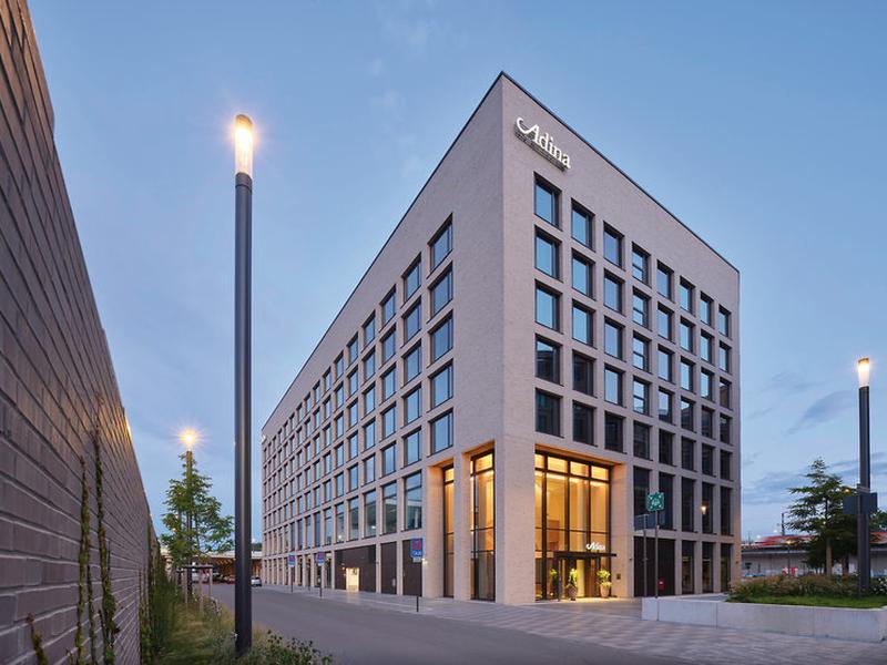 92748987B5F6C41FD0C25138BA055339