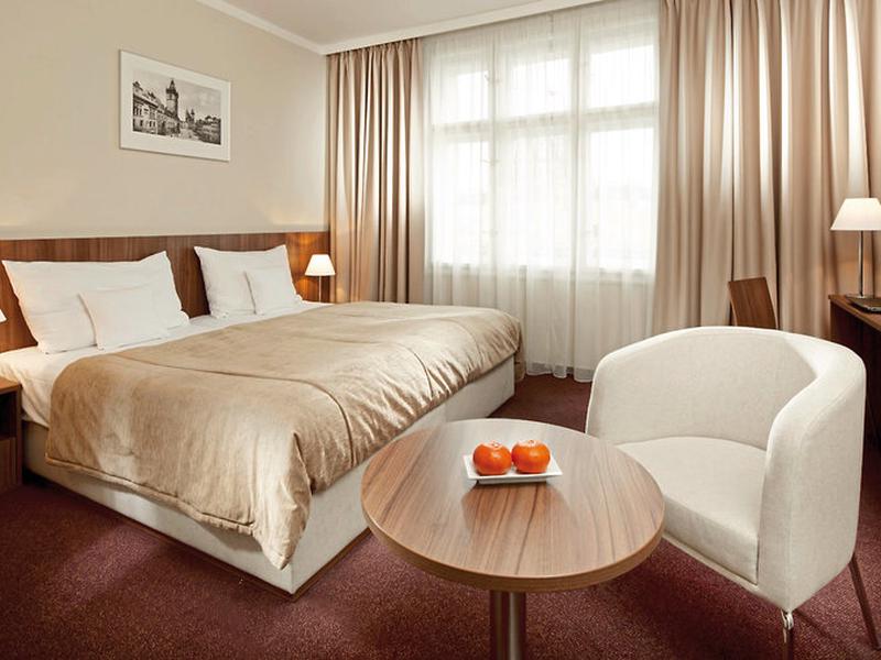 70E7BF040B7EF08AC572839571416E75