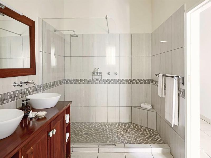 A4338A4BC1D8B743B8BEFC8C2C127879