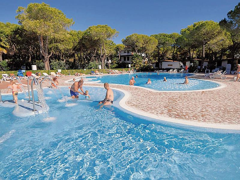 B76955E73F54802B980150D91D68BD2E