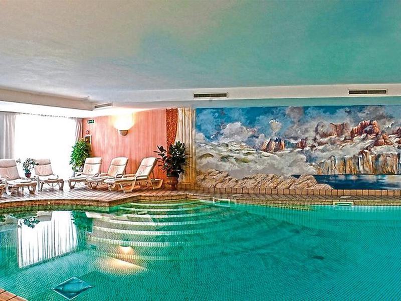 6042A7CF63B28D00DC1D3654564118CB