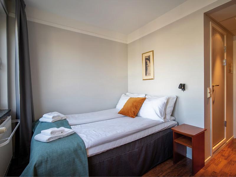 FC4032189F6CC038AE5726421F15ECC9