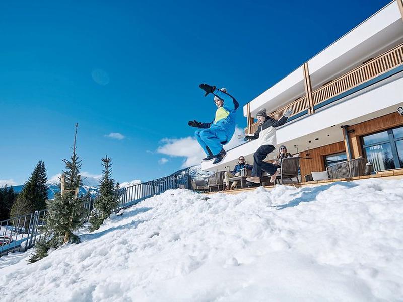 FEB3A0264F877FCAE0E8F0284E153F8C