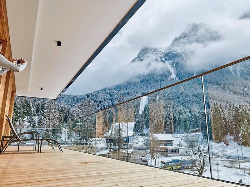 3EEA6F936863B82785052913AC212FDC