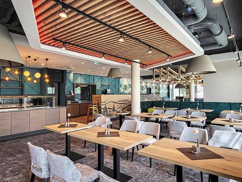 947C8DC8210B29426D8E3E727187415D