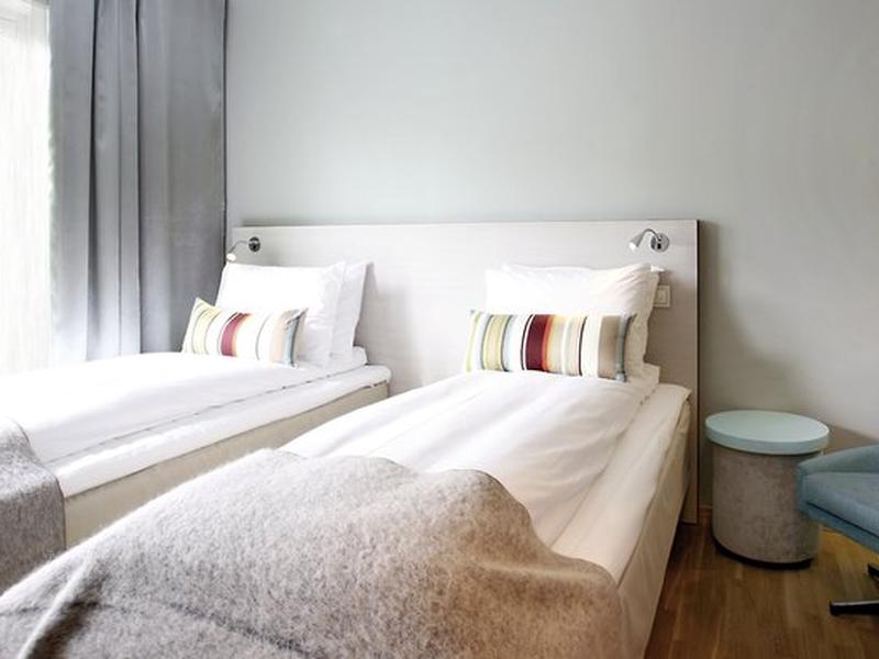 27C1060695528591B2407E4BA7F530A0