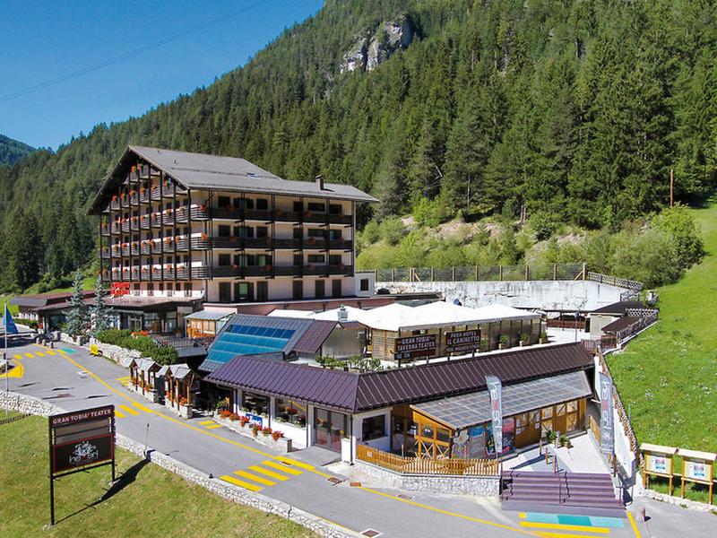 6FC3E09E21F13E4C5599FEBBE12F5B24