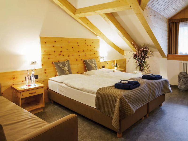 51E5E0928CCECCD262F70992670B6C9C