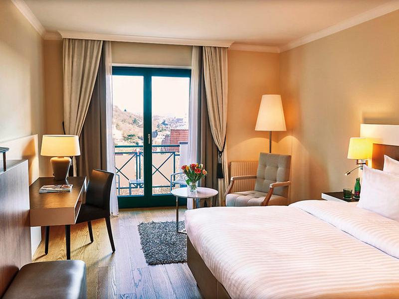 92D37D433FB5448FD0184395AC9B7A4C