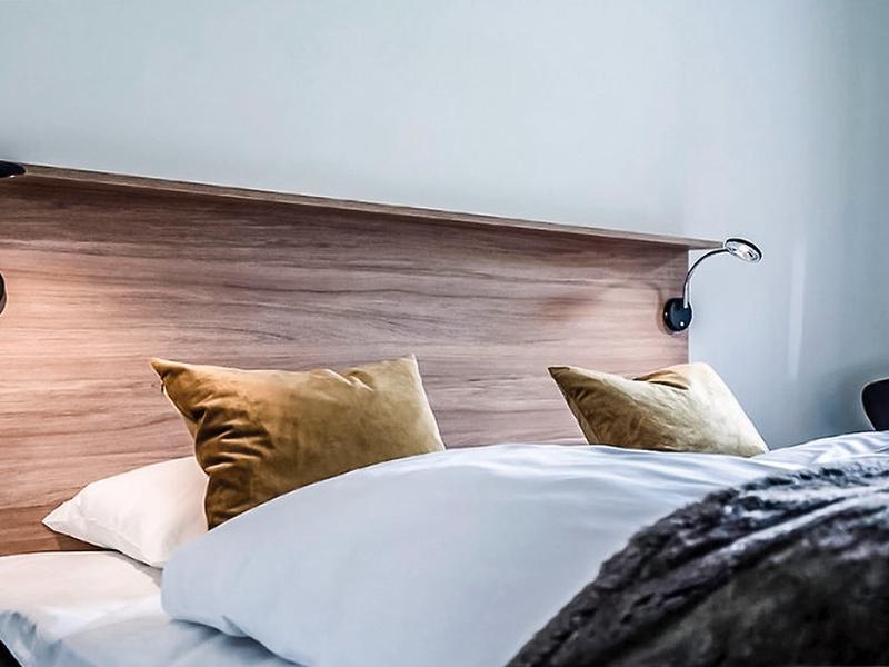 CABEC2FD42E4F4A50F99DE15858242F5