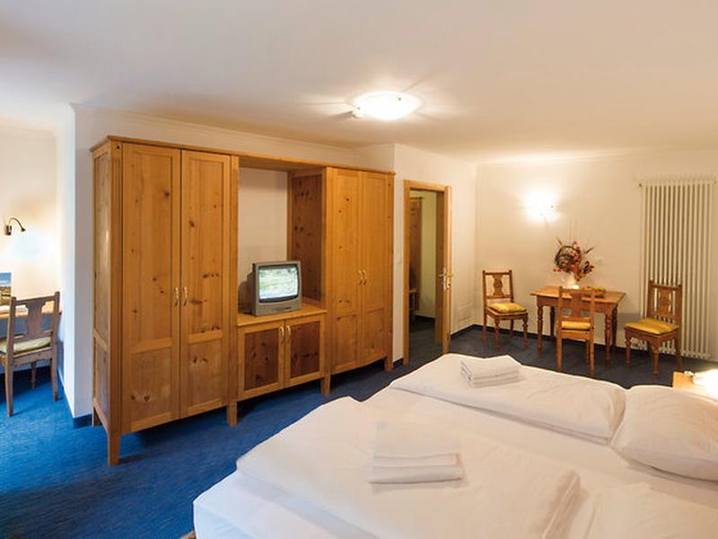 9C49E9C339175B324797ACC9A74F15DC