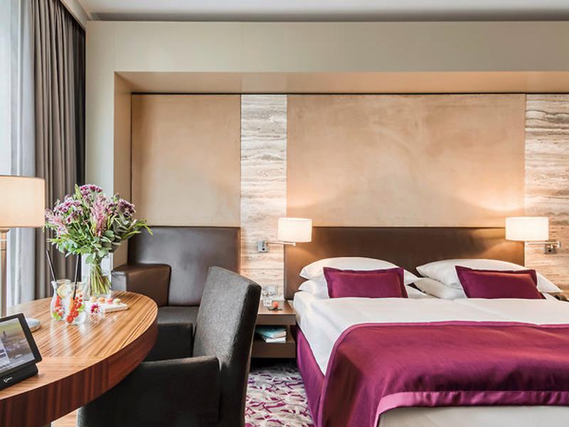 2D20A814440EAE4A2F22B1751E640ADB