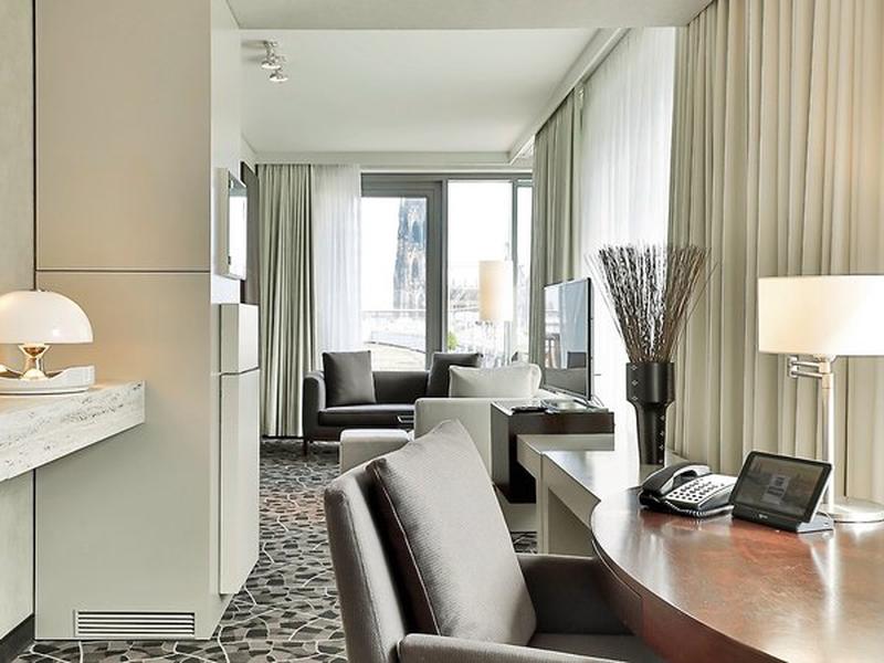 76678508A3D22DD8C3800D6F9F0A1828