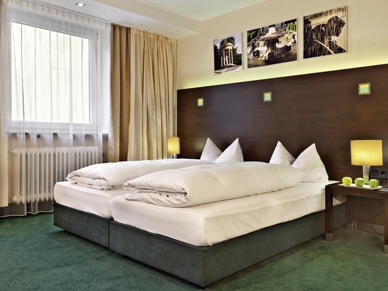 218D10DAAE802B9207709ECFB649305B