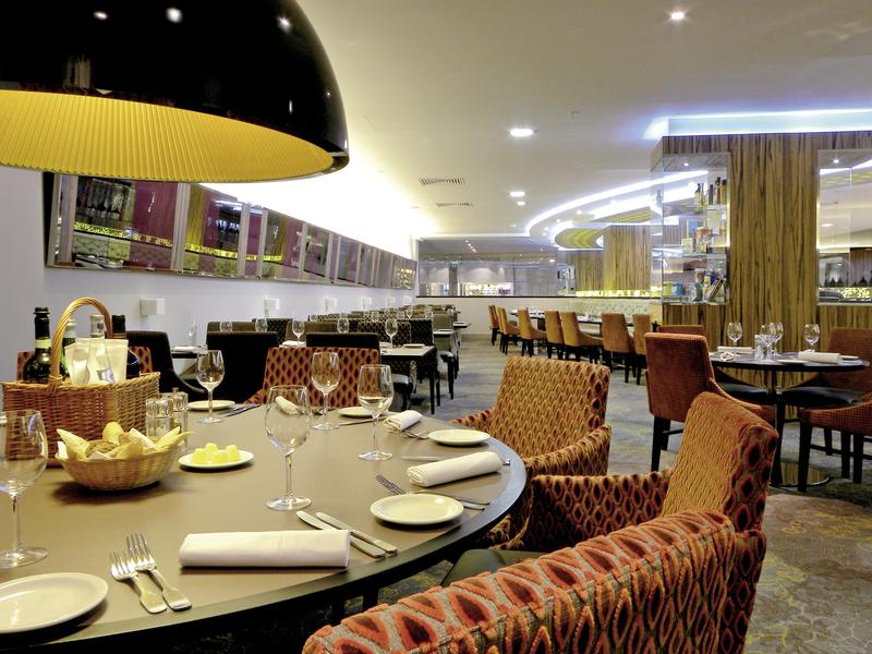 Novotel London West Hotel