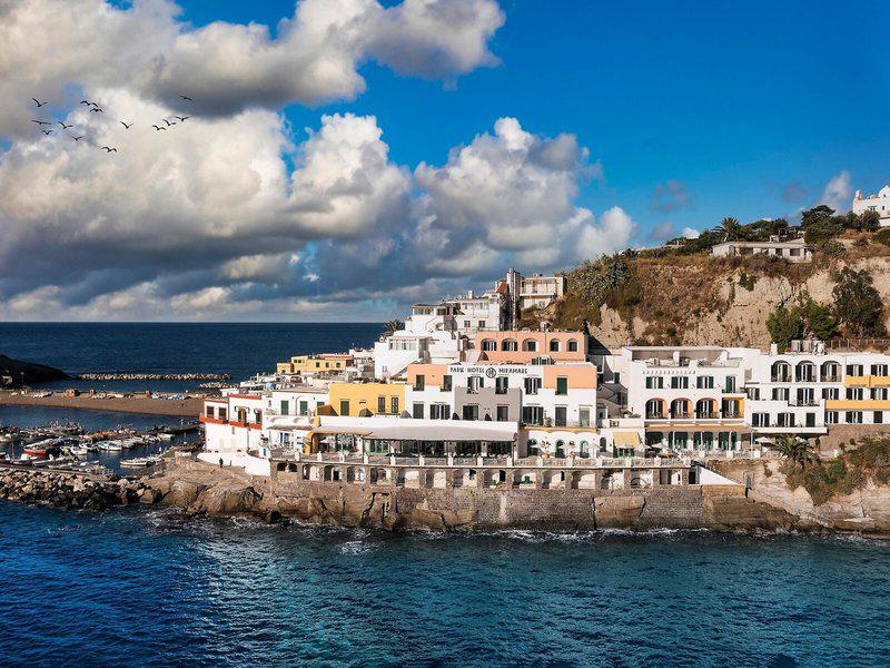 7E9A5779826B3592A53D0BB9E09544A4