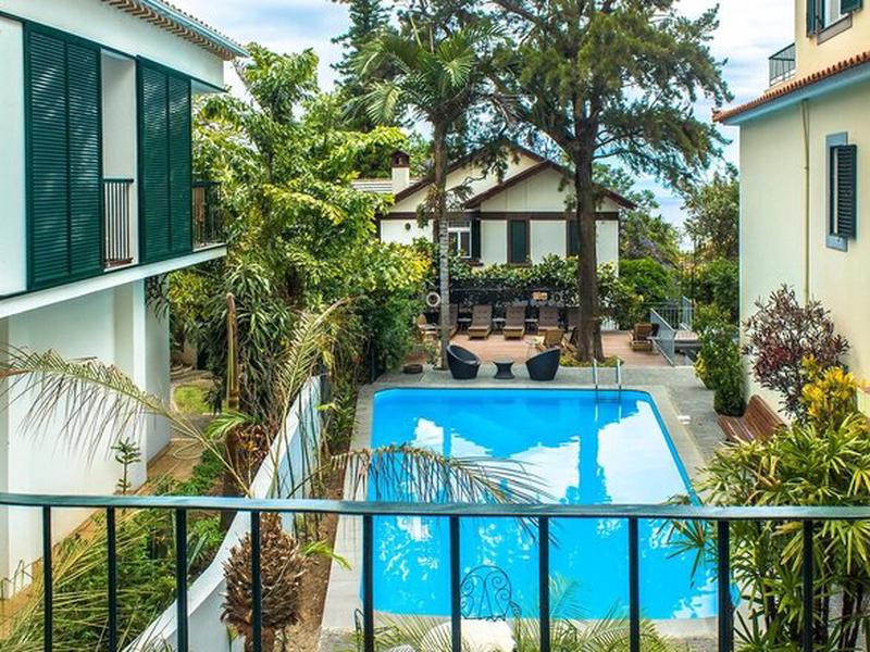 D12637CA27E02E5C865EA1A116C32DEB