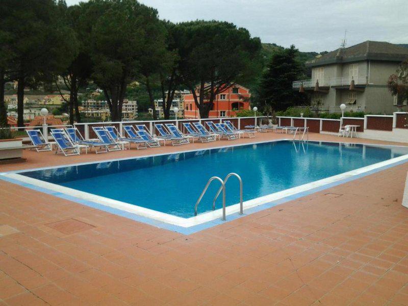 5D2906A16A3512C7A34F2091487D373D