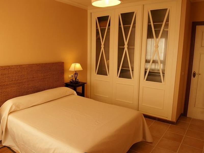 7FF46D3507FF3A35B4933DCA0107BA38