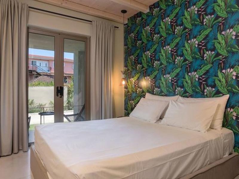 5CCF375EFEC5782512382601971259BD