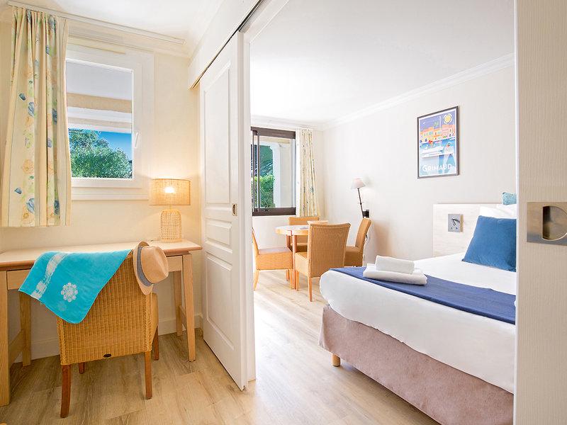 DCBD7DC515625C9FD2099D596F4C48AB